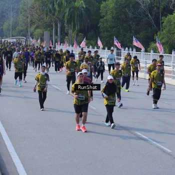 Runner Photo 7188119