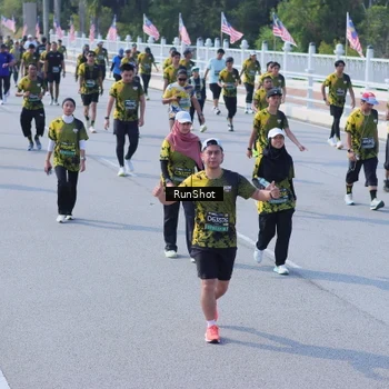 Runner Photo 7188204