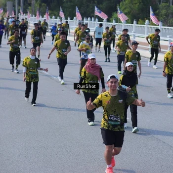 Runner Photo 7188240