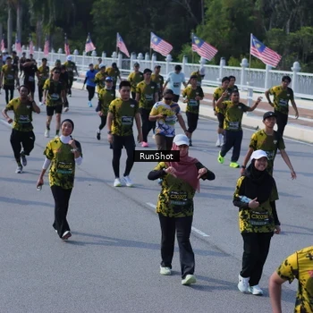 Runner Photo 7188309