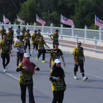Runner Photo 7188331