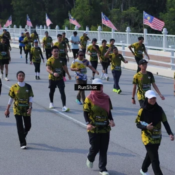 Runner Photo 7188359