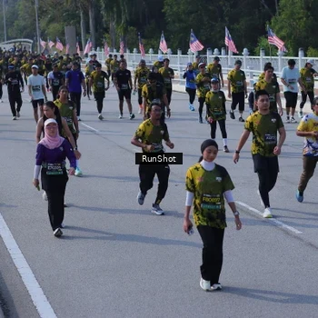 Runner Photo 7188373