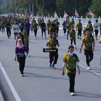 Runner Photo 7188376