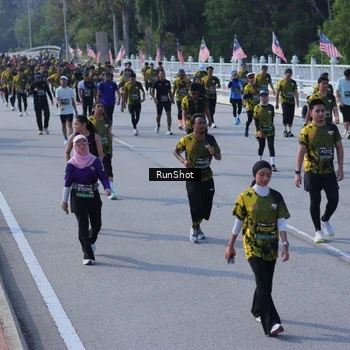 Runner Photo 7188382