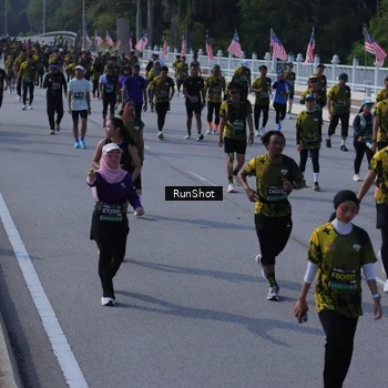Runner Photo 7188411
