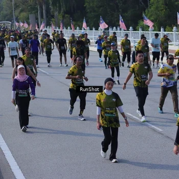 Runner Photo 7188423