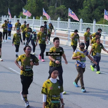 Runner Photo 7188460