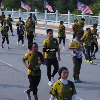 Runner Photo 7188493