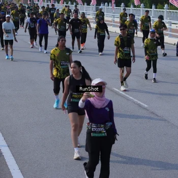 Runner Photo 7188510