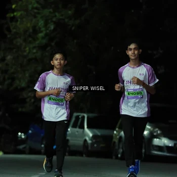 Runner Photo 7189138