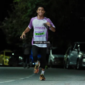 Runner Photo 7189218