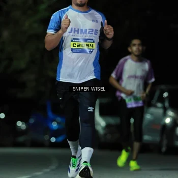 Runner Photo 7189251