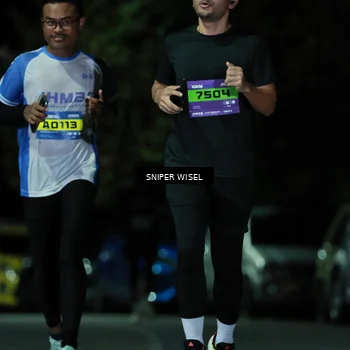 Runner Photo 7189351