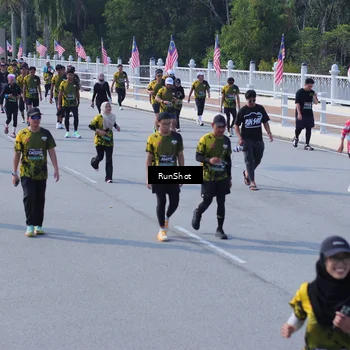 Runner Photo 7189475