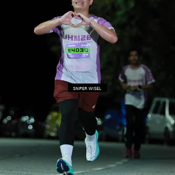 Runner Photo 7190010