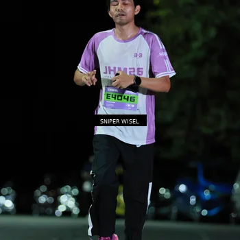 Runner Photo 7190026