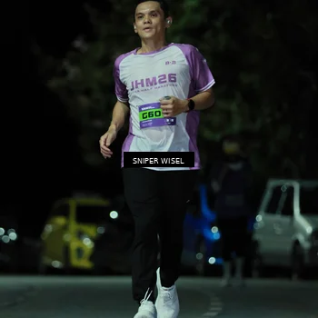 Runner Photo 7190074