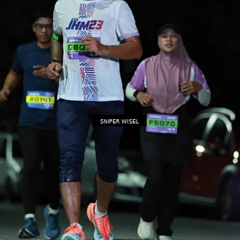 Runner Photo 7190262