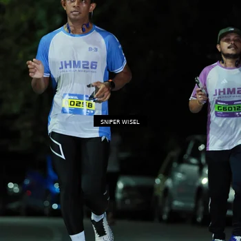 Runner Photo 7190372