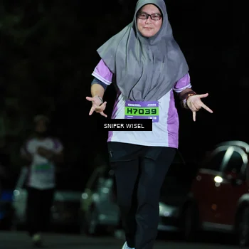 Runner Photo 7190496