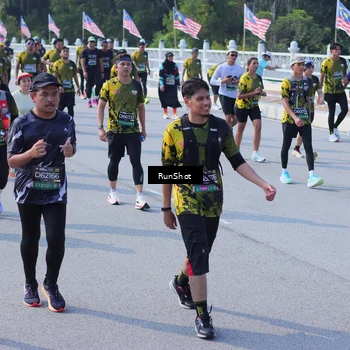 Runner Photo 7190620