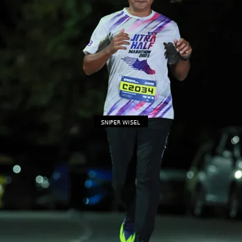 Runner Photo 7190636