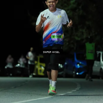 Runner Photo 7190772