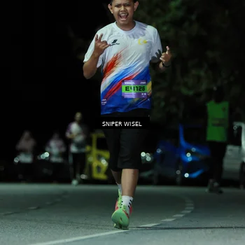 Runner Photo 7190775