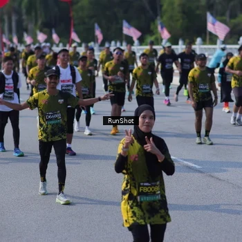 Runner Photo 7190781