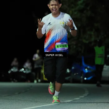 Runner Photo 7190791