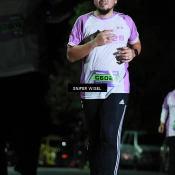 Runner Photo 7190834
