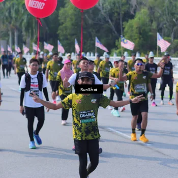 Runner Photo 7190843