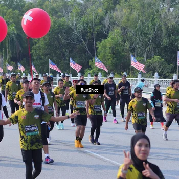Runner Photo 7190846
