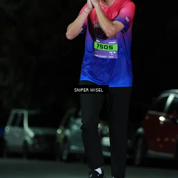 Runner Photo 7190903