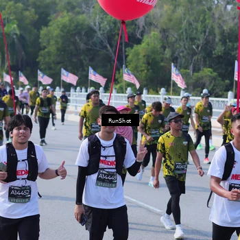 Runner Photo 7190981
