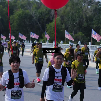 Runner Photo 7191000