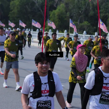 Runner Photo 7191052