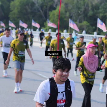 Runner Photo 7191064