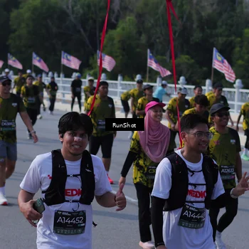 Runner Photo 7191120