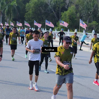 Runner Photo 7191121