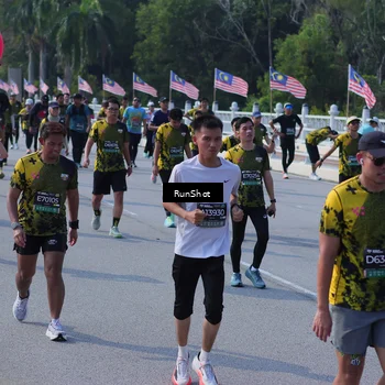 Runner Photo 7191135