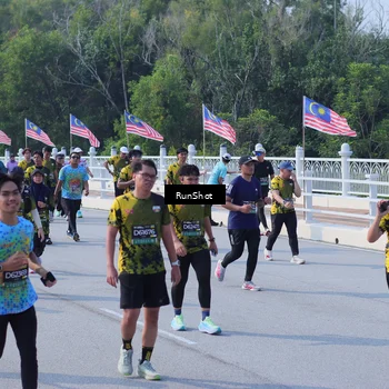 Runner Photo 7191299