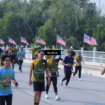 Runner Photo 7191312
