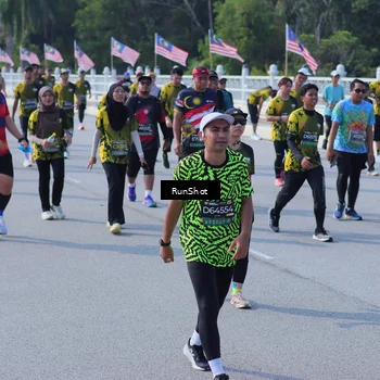 Runner Photo 7191384
