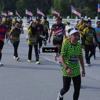 Runner Photo 7191411