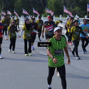 Runner Photo 7191439