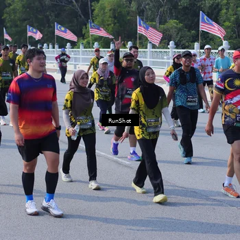 Runner Photo 7191505