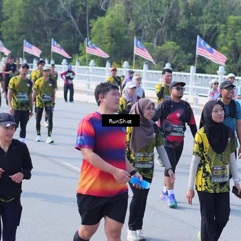 Runner Photo 7191533