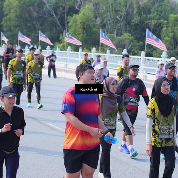 Runner Photo 7191543